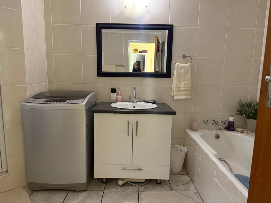2 Bedroom Property for Sale in Potchefstroom North West